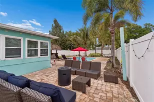 117 41st Ave NE, Saint Petersburg, FL 33703 - Photo 14