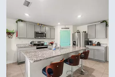 4114 Dovetail Lane, Palmetto, FL 34221 - Photo 2