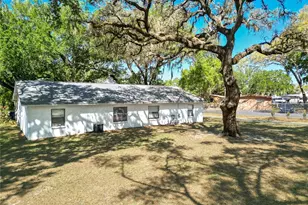 5415 McLeod Dr, Tampa, FL 33610 - Photo 4