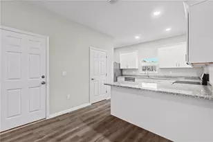 5009 Finders Ct, Tampa, FL 33617 - Photo 4