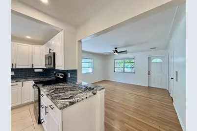 4628 Dr Martin Luther King Jr Street N, Saint Petersburg, FL 33703 - Photo 10