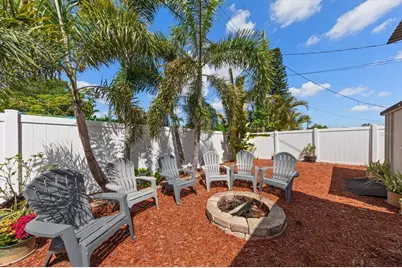 5042 Lake Charles Drive N, Kenneth City, FL 33709 - Photo 22