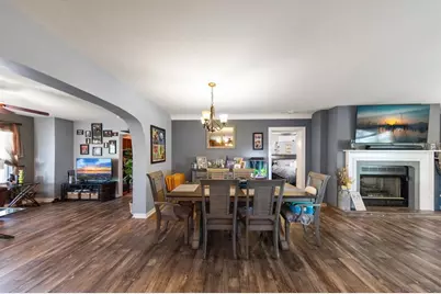 5042 Lake Charles Drive N, Kenneth City, FL 33709 - Photo 6