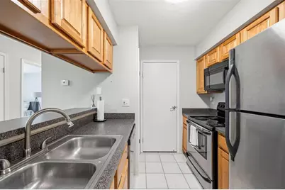 9100 Dr Martin Luther King Jr Street N #406, Saint Petersburg, FL 33702 - Photo 12