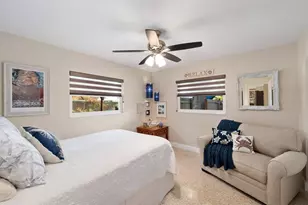 1100 36th Ave NE, Saint Petersburg, FL 33704 - Photo 16
