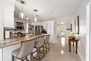 1100 36th Ave NE, Saint Petersburg, FL 33704 - Photo 8