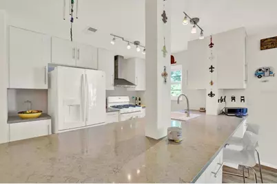 5980 Terrace Park Drive N #309, Saint Petersburg, FL 33709 - Photo 10