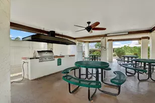 5980 Terrace Park Dr N, Saint Petersburg, FL 33709 - Photo 26