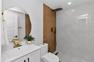 4929 Largo Terrace, New Port Richey, FL 34652 - Photo 14