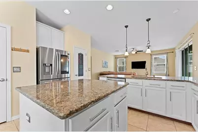 11620 Warren Oaks Pl, Riverview, FL 33578 - Photo 12