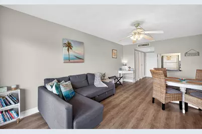 19451 Gulf Boulevard #204, Indian Shores, FL 33785 - Photo 4