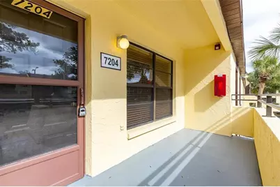 13608 S Village Drive #7204, Tampa, FL 33618 - Photo 2