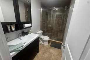 1400 Gandy Blvd N, Saint Petersburg, FL 33702 - Photo 10