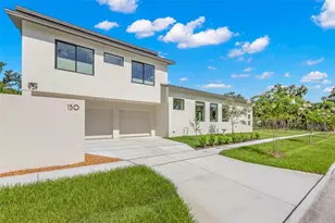 150 51st St N, Saint Petersburg, FL 33710 - Photo 2