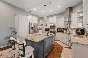 27625 Lincoln Pl, Wesley Chapel, FL 33544 - Photo 10
