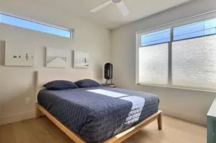 150 51st St N, Saint Petersburg, FL 33701 - Photo 2