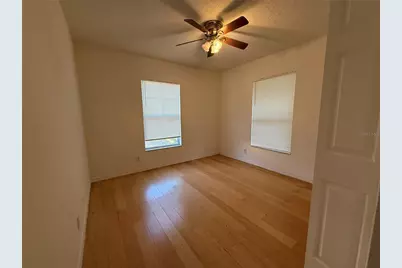 201 Draw Bridge Ln, Valrico, FL 33594 - Photo 10