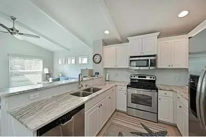 4815 Woodbrook Drive, Sarasota, FL 34243 - Photo 8