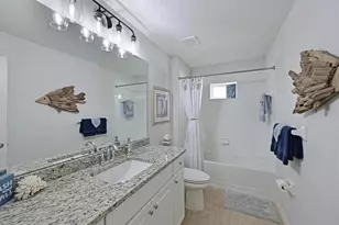 4815 Woodbrook Dr, Sarasota, FL 34243 - Photo 12