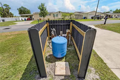 9150 Wood Terrace Drive, Tampa, FL 33637 - Photo 54