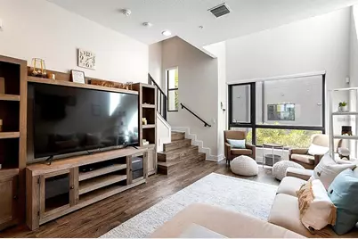 915 Arlington Avenue N, Saint Petersburg, FL 33705 - Photo 10