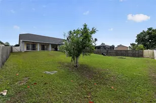 7938 Ashley Pointe Dr, Lakeland, FL 33810 - Photo 24