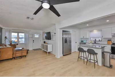 8391 59th Lane N, Pinellas Park, FL 33781 - Photo 2