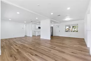 10945 N Blvd, Tampa, FL 33612 - Photo 22