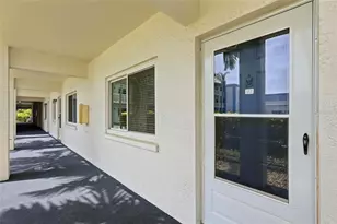 350 79th Ave N, Saint Petersburg, FL 33702 - Photo 1