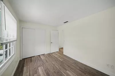 13708 Orange Sunset Drive, Tampa, FL 33618 - Photo 18