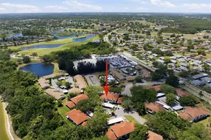 309 Knottwood Ct, Sun City Center, FL 33573 - Photo 4