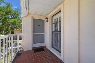 309 Knottwood Ct, Sun City Center, FL 33573 - Photo 10