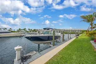 3034 Christophers Watch Ln, Ruskin, FL 33570 - Photo 12