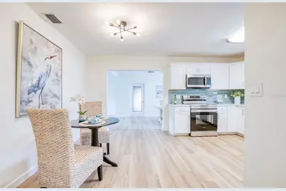 662 Villagrande Avenue S, Saint Petersburg, FL 33707 - Photo 16