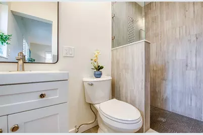 662 Villagrande Avenue S, Saint Petersburg, FL 33707 - Photo 34