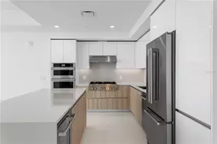 400 Central Ave, Saint Petersburg, FL 33701 - Photo 20