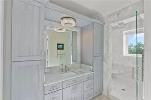 2000 Park St N, Saint Petersburg, FL 33710 - Photo 52