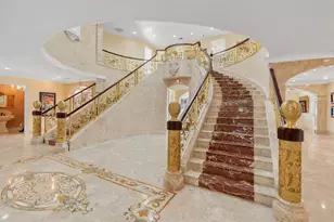 2000 Park St N, Saint Petersburg, FL 33710 - Photo 6