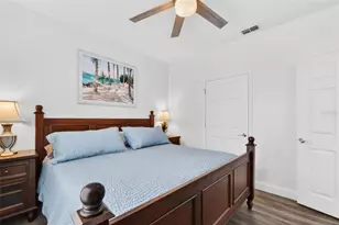 10764 70th Ave, Seminole, FL 33772 - Photo 12