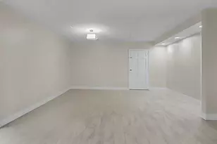 4724 Christa Ct, Tampa, FL 33614 - Photo 8