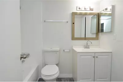 5004 Castile Place #463, Tampa, FL 33617 - Photo 36