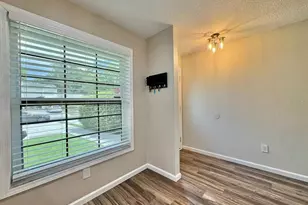 14042 Lemon Valley Pl, Tampa, FL 33625 - Photo 8