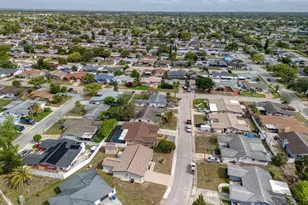 9405 Gableton Ln, Port Richey, FL 34668 - Photo 34