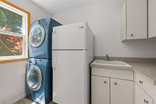 1550 Chateau Wood Dr, Clearwater, FL 33764 - Photo 26