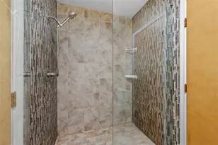 1550 Chateau Wood Dr, Clearwater, FL 33764 - Photo 20