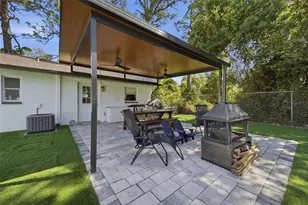 720 Locust St, Tarpon Springs, FL 34689 - Photo 22