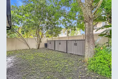 16851 Le Clare Shores Drive, Tampa, FL 33624 - Photo 44