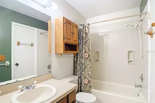 16851 Le Clare Shores Dr, Tampa, FL 33624 - Photo 34