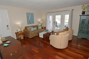 213 Sea Horse Dr SE, Saint Petersburg, FL 33705 - Photo 4