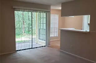 8630 Mallard Reserve Dr, Tampa, FL 33614 - Photo 8